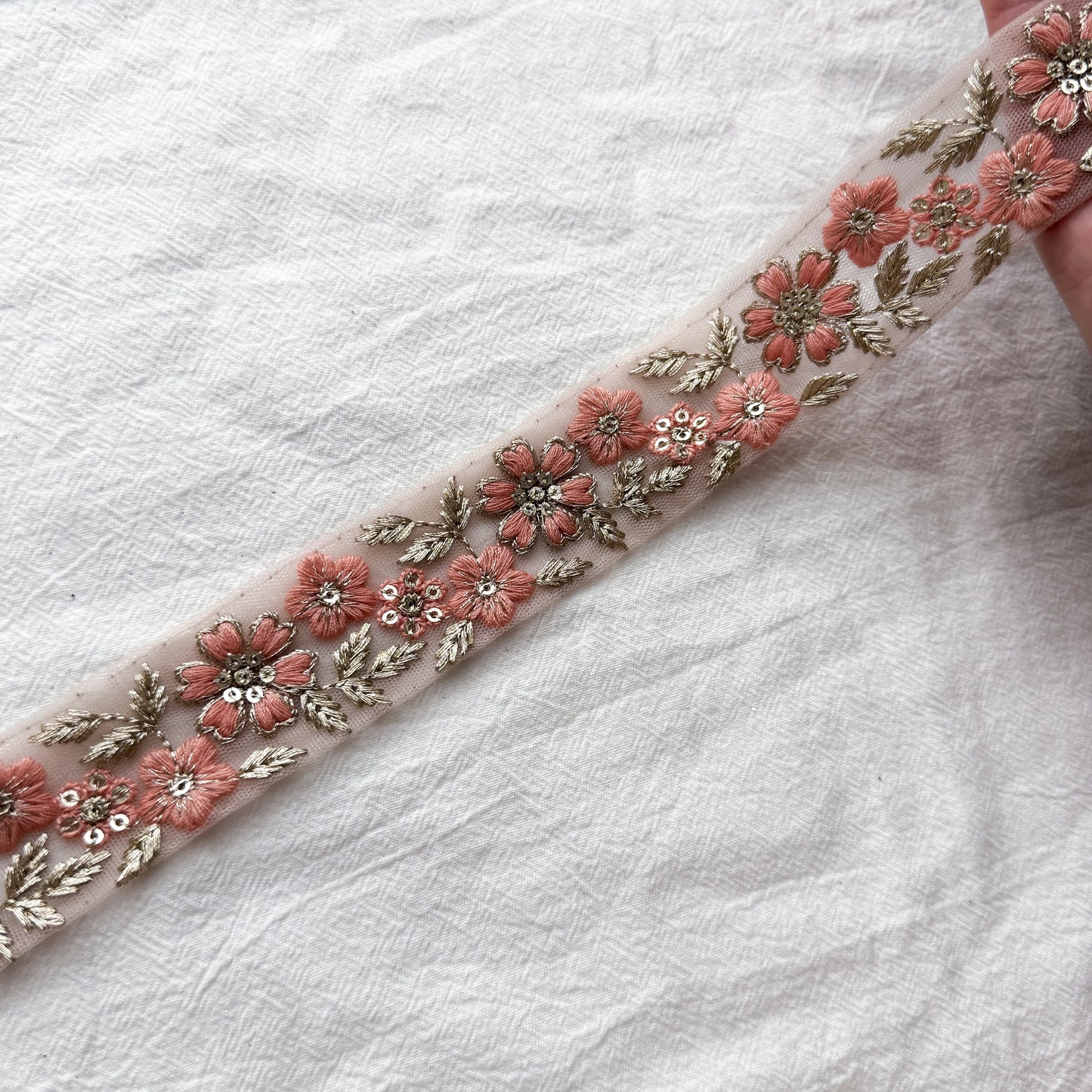 S406 インド刺繍リボン 3.5cm幅 チュール