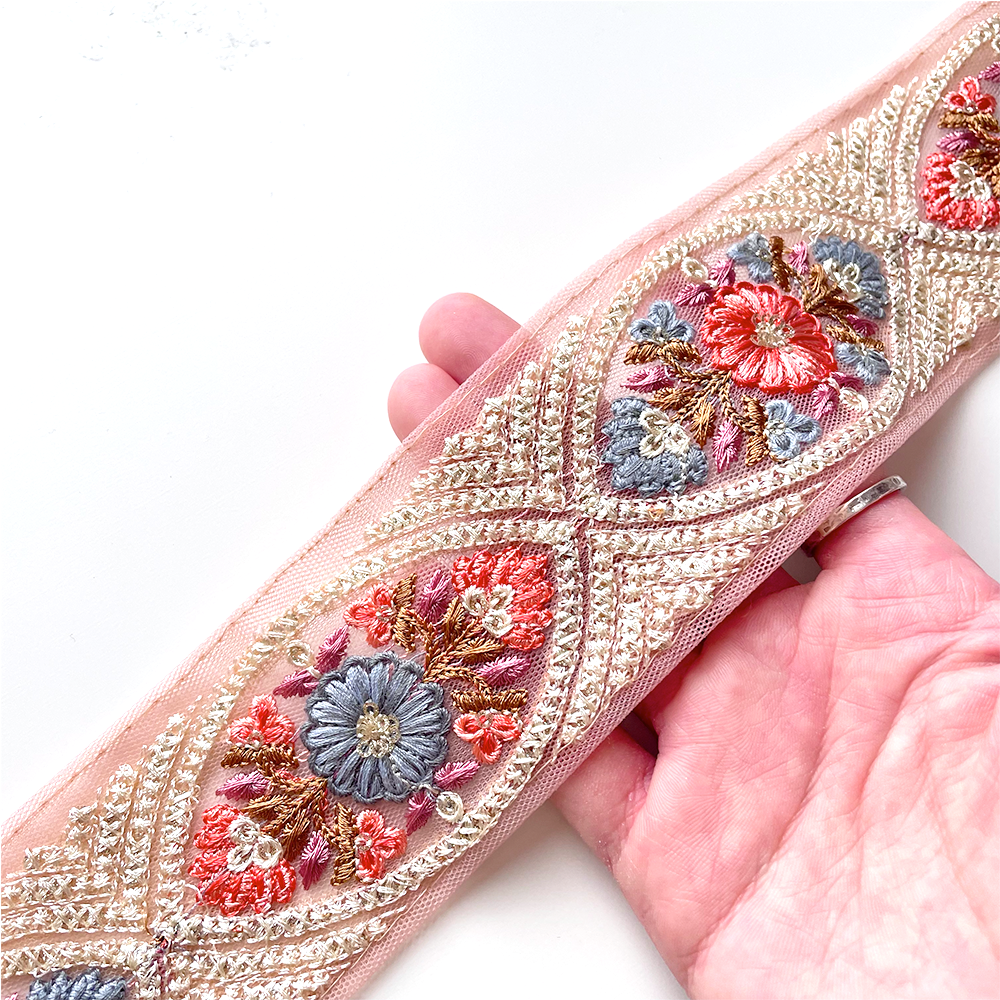 413 【 幅:5.5cm 】 インド刺繍リボン ピンク チュール ブルー パープル