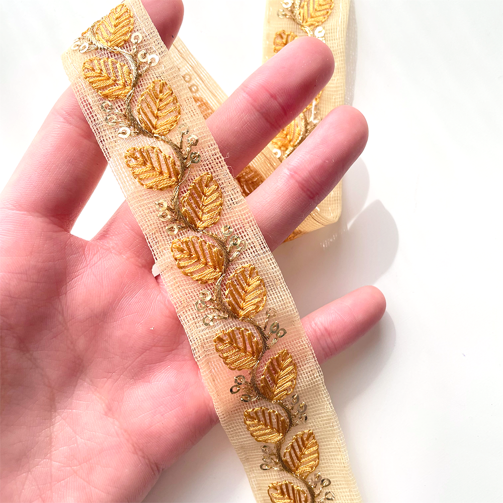 557 【 幅:3cm 】 インド刺繍リボン イエロー チュール