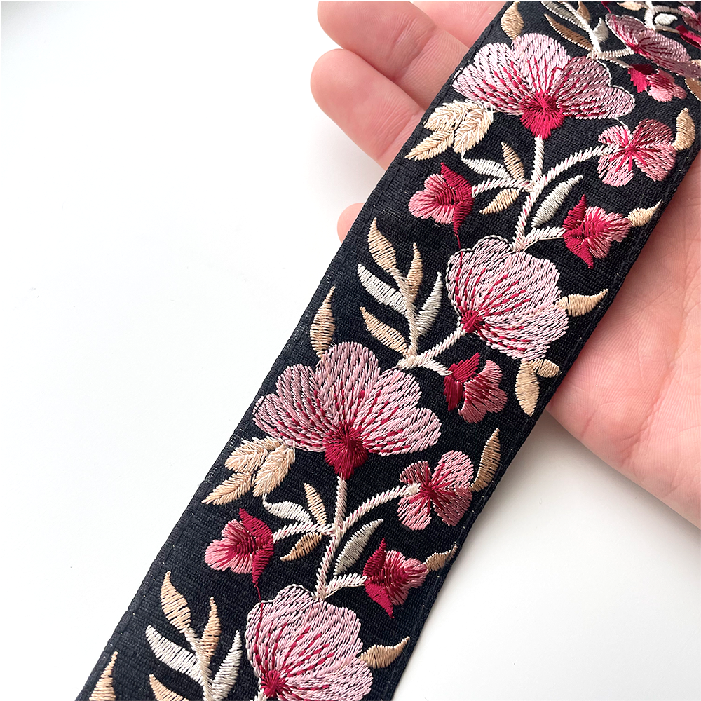 687 【 幅:5.5cm 】 インド刺繍リボン ブラック 布地 ピンク ホワイト ベージュ