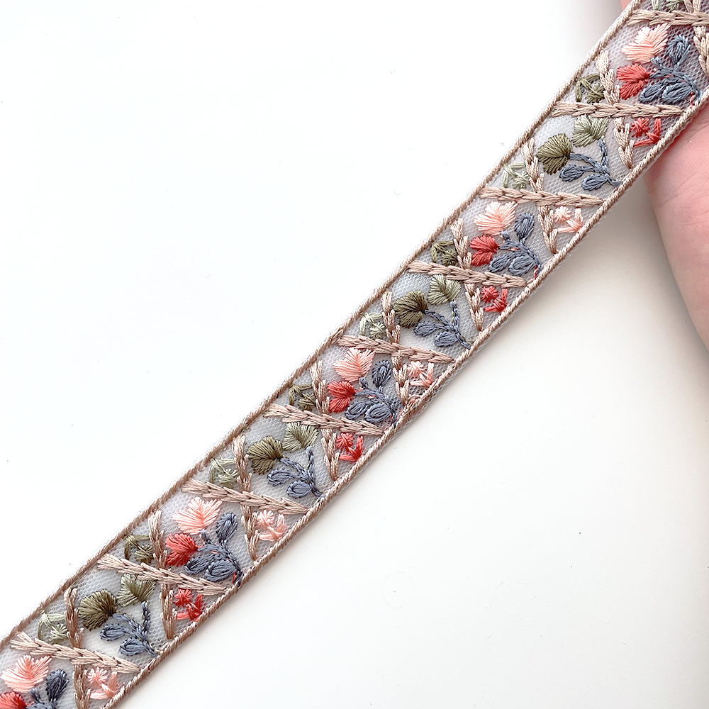 978 【 幅:2.5cm 】 インド刺繍リボン ブルー チュール オレンジ グリーン ブルー