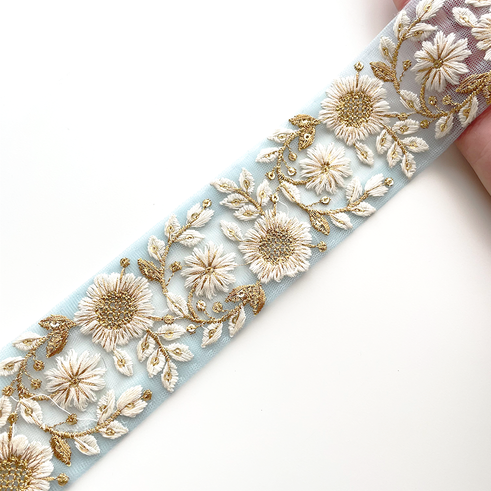 999 【 幅:5.5cm 】 インド刺繍リボン 水色 チュール ホワイト ゴールド