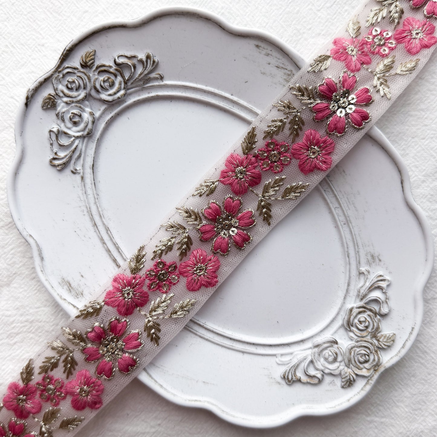 S406 インド刺繍リボン 3.5cm幅 チュール