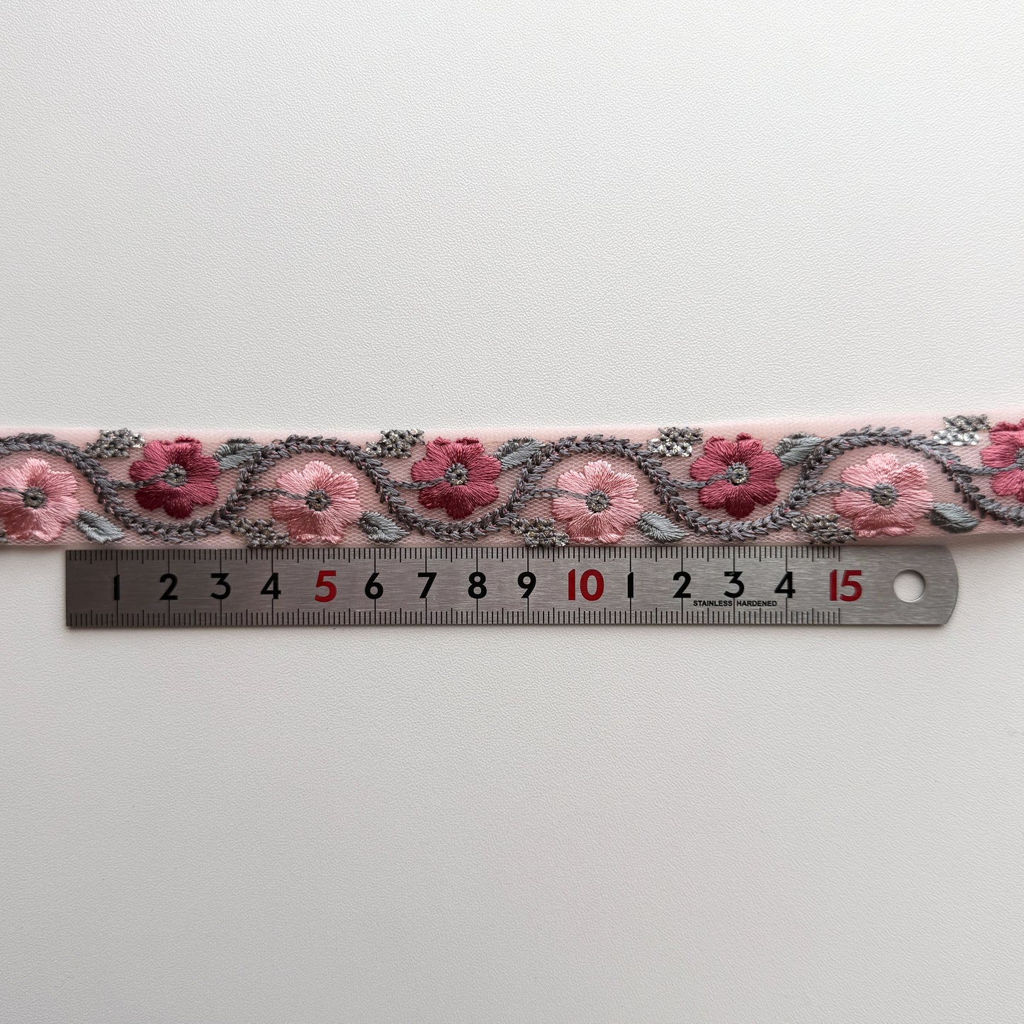 S310 インド刺繍リボン 2.2cm幅 チュール ガーランドフラワー