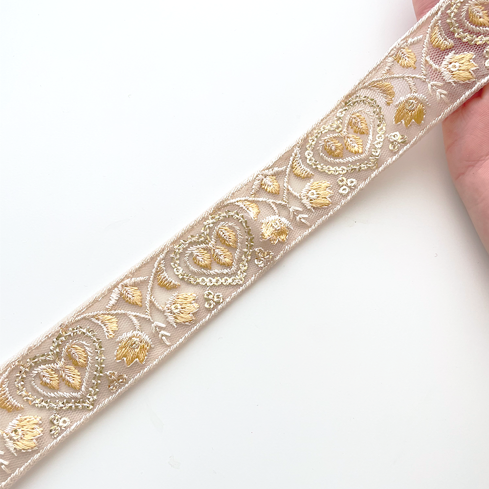 1006 【 幅：3cm 】 インド刺繍リボン　ベージュ　チュール　クリーム　イエロー　ゴールド