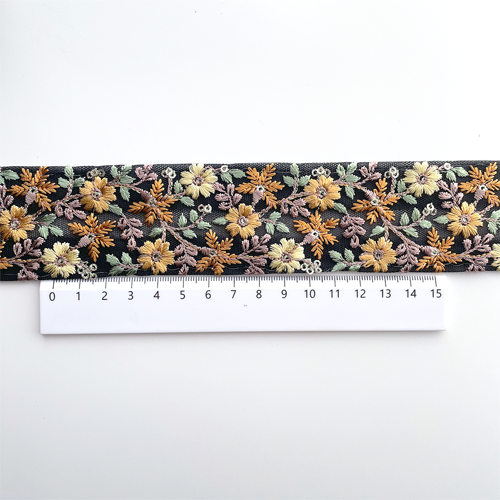 1016 【 幅：4.5cm 】 インド刺繍リボン　ブラック　チュール　イエロー