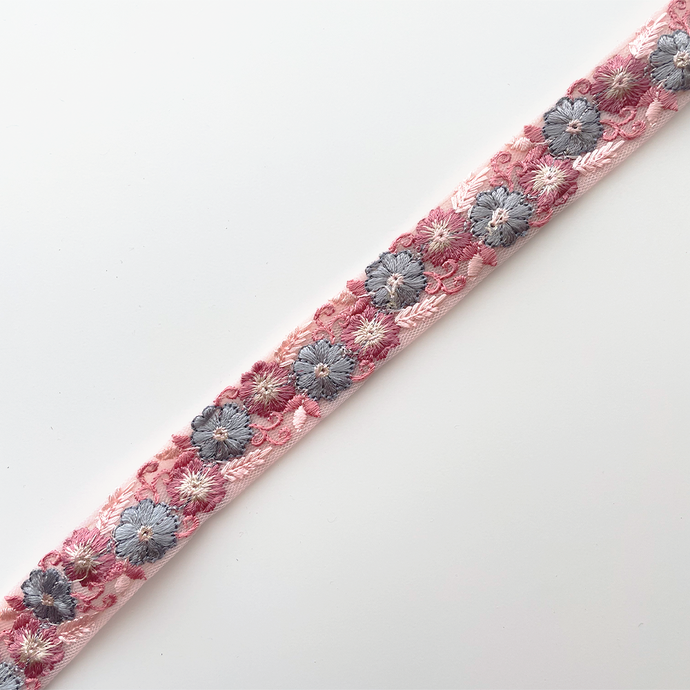 1020 【 幅：2.5cm 】 インド刺繍リボン　ピンク　チュール　ピンク　ブルー