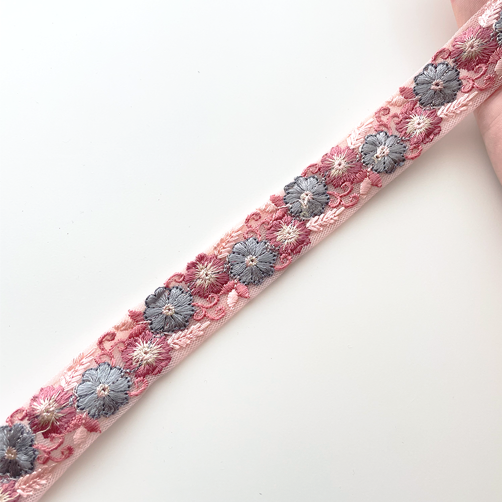 1020 【 幅：2.5cm 】 インド刺繍リボン　ピンク　チュール　ピンク　ブルー