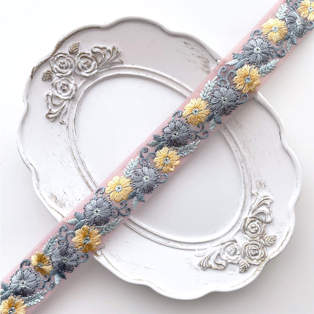 1021 【 幅：2.5cm 】 インド刺繍リボン　ピンク　チュール　ブルー　イエロー