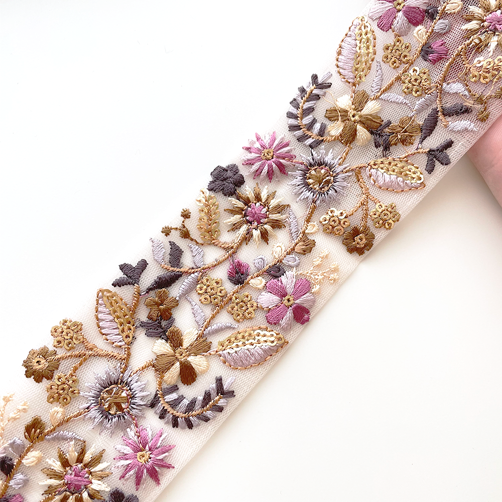 1027 【 幅：5.5cm 】 インド刺繍リボン　ホワイト　チュール　パープル　ゴールド　グリーン