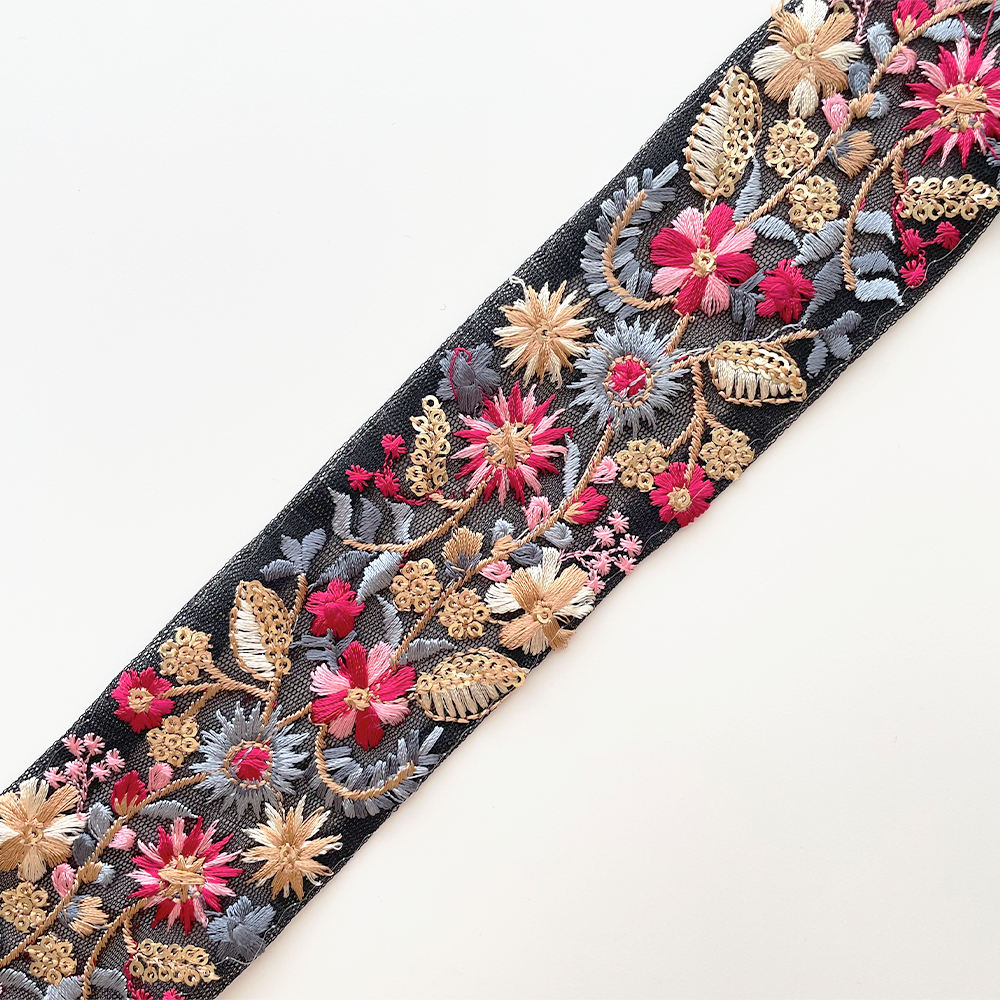 1032 【 幅：5.5cm 】 インド刺繍リボン　ブラック　チュール　ブルー　レッド　ベージュ