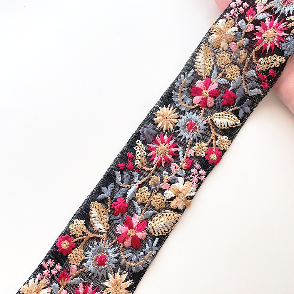 1032 【 幅：5.5cm 】 インド刺繍リボン　ブラック　チュール　ブルー　レッド　ベージュ