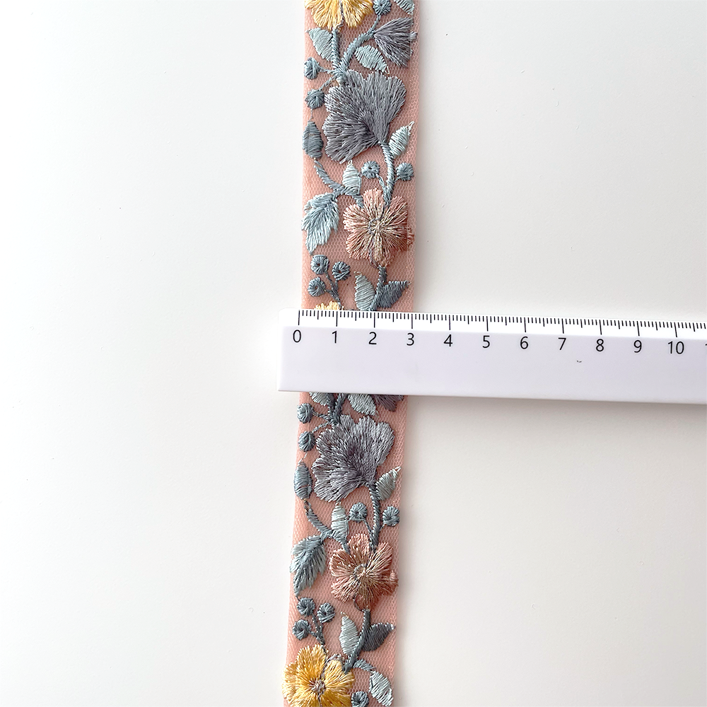 1038 【 幅：3cm 】 インド刺繍リボン　ピンク　チュール　イエロー　ブルー
