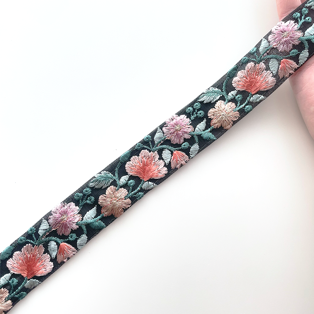 1042 【 幅：3cm 】 インド刺繍リボン　ブラック　チュール　サーモン　オレンジ　パープル