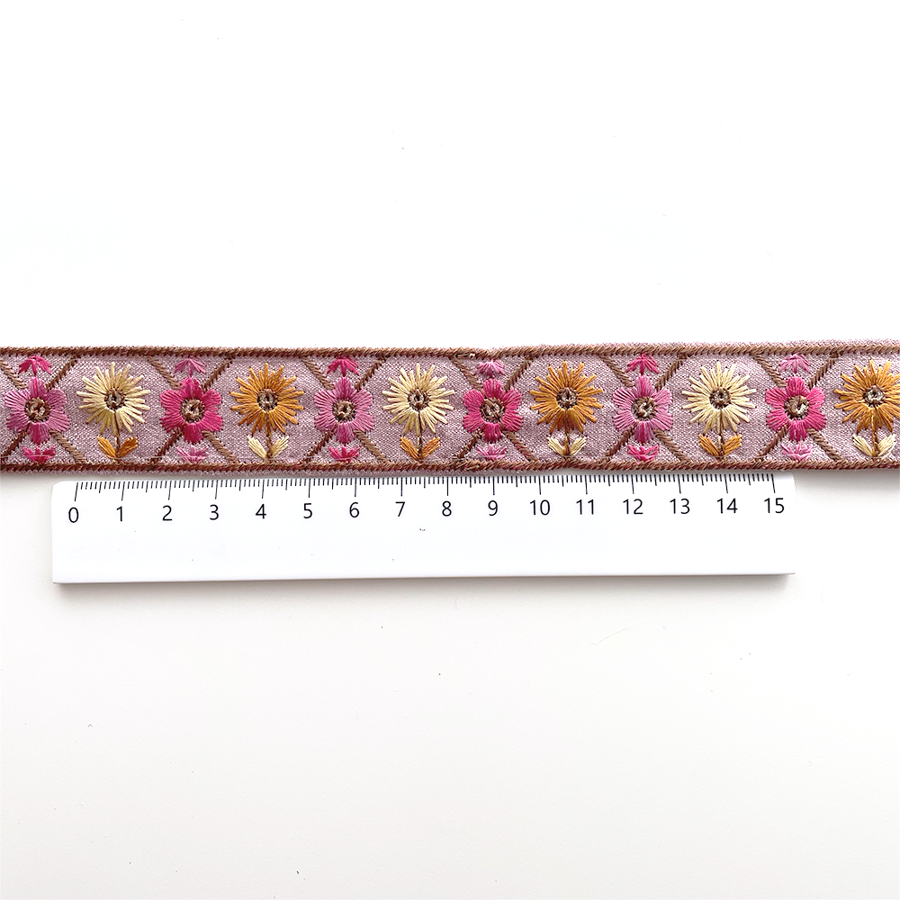1049 【 幅：2.5cm 】 インド刺繍リボン　パープル　布地　オレンジ　ピンク