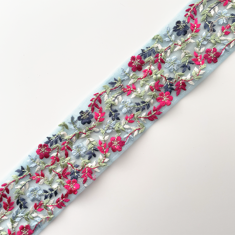 1067 【 幅：5.5cm 】 インド刺繍リボン　ブルー　チュール　レッド　グリーン