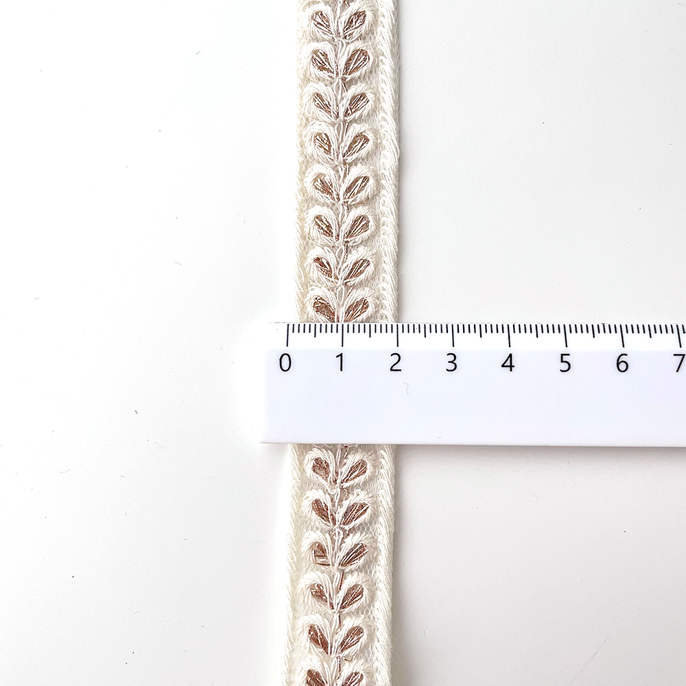 133 【 幅：2cm 】 インド刺繍リボン　ホワイト　チュール　ゴールド