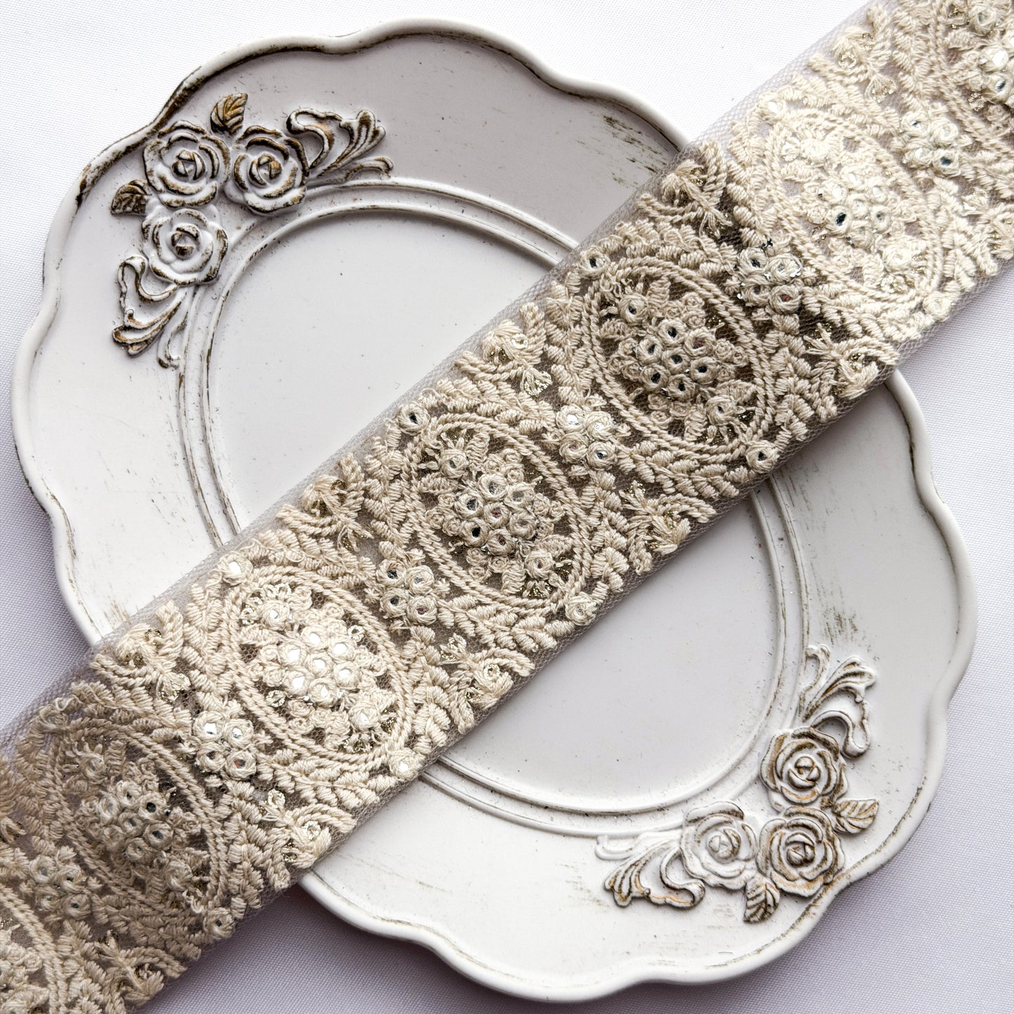 S407 インド刺繍リボン 4.5cm幅 チュール