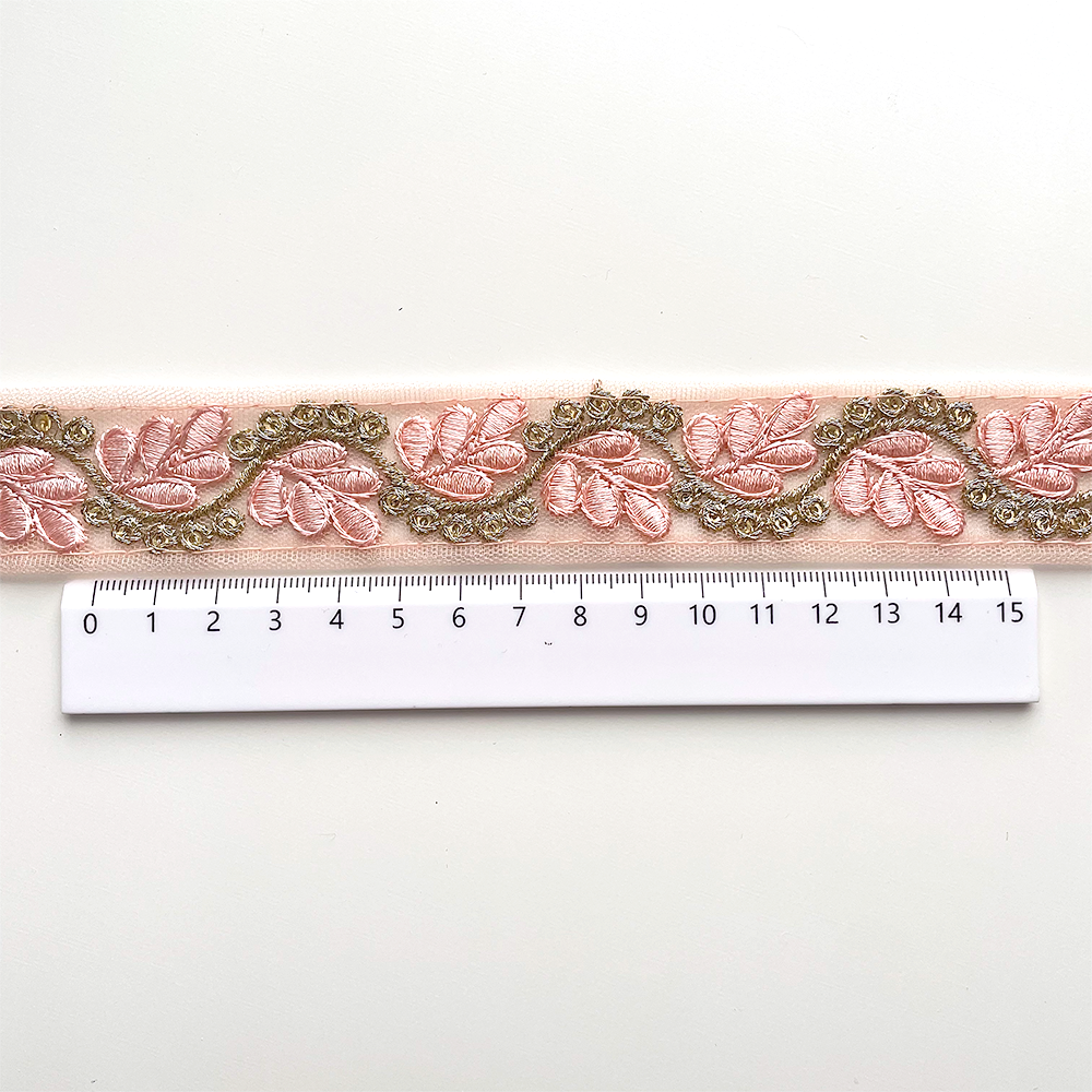 259 【 幅：3cm 】 インド刺繍リボン　ベビーピンク　チュール　