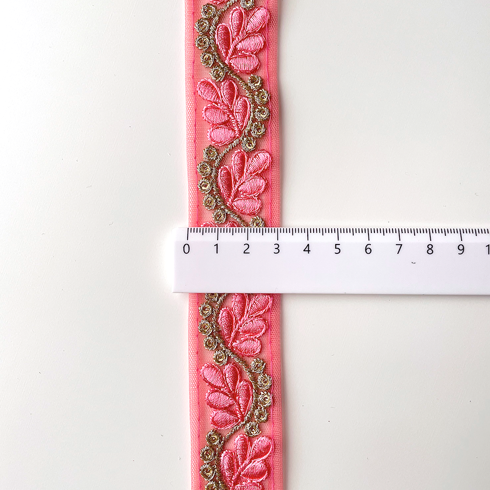 265 【 幅：3cm 】 インド刺繍リボン　ピンク　チュール　