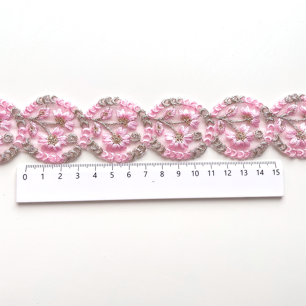 351 【 幅：4cm 】 インド刺繍リボン　ベビーピンク　チュール　