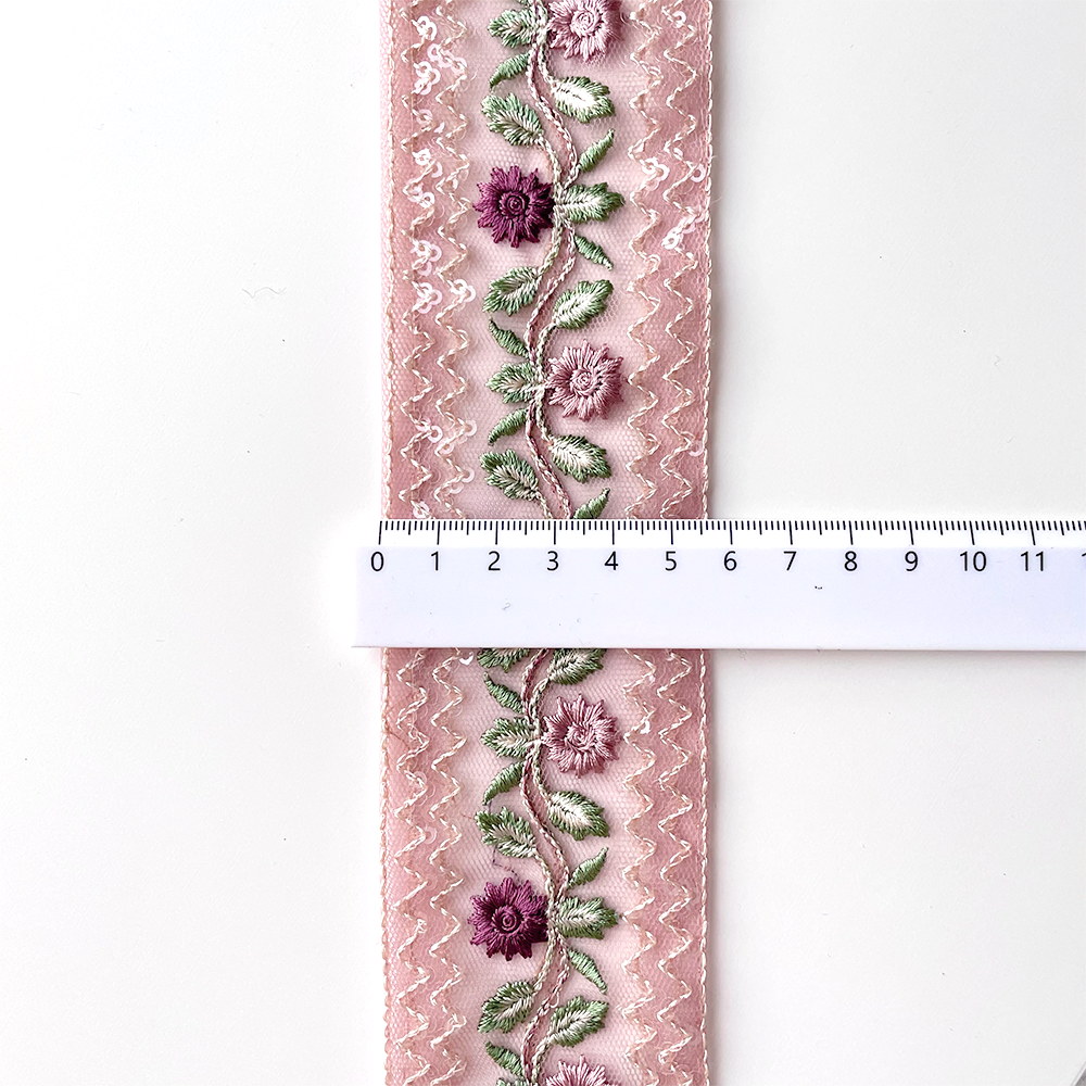 363 【 幅：5.5cm 】 インド刺繍リボン　フォギーローズ　チュール　