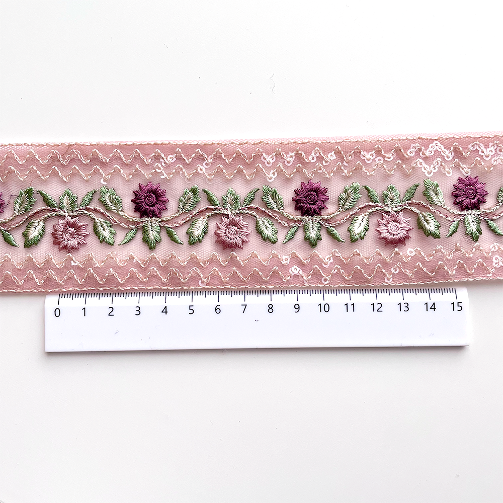 363 【 幅：5.5cm 】 インド刺繍リボン　フォギーローズ　チュール　