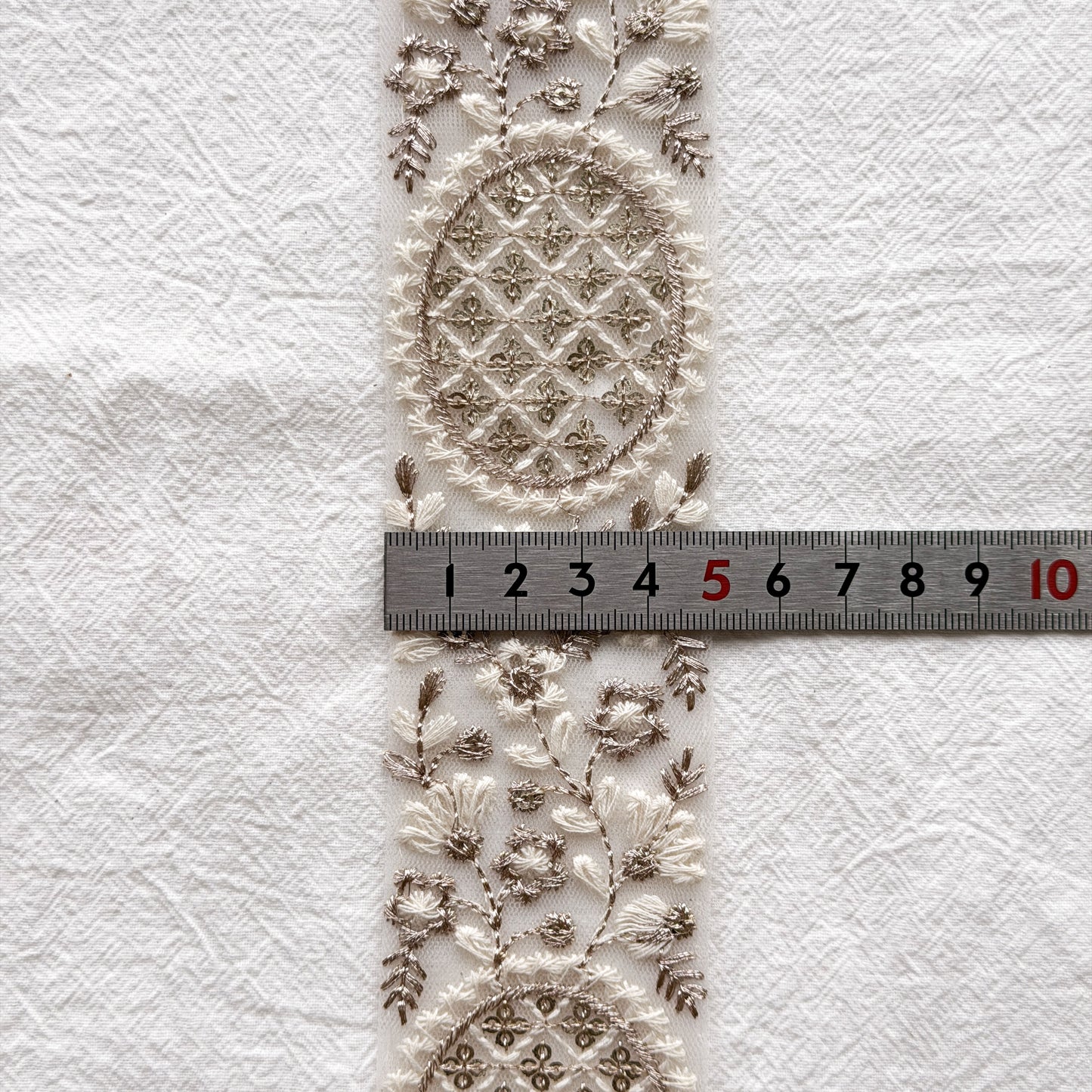 S400 インド刺繍リボン 5cm幅 チュール