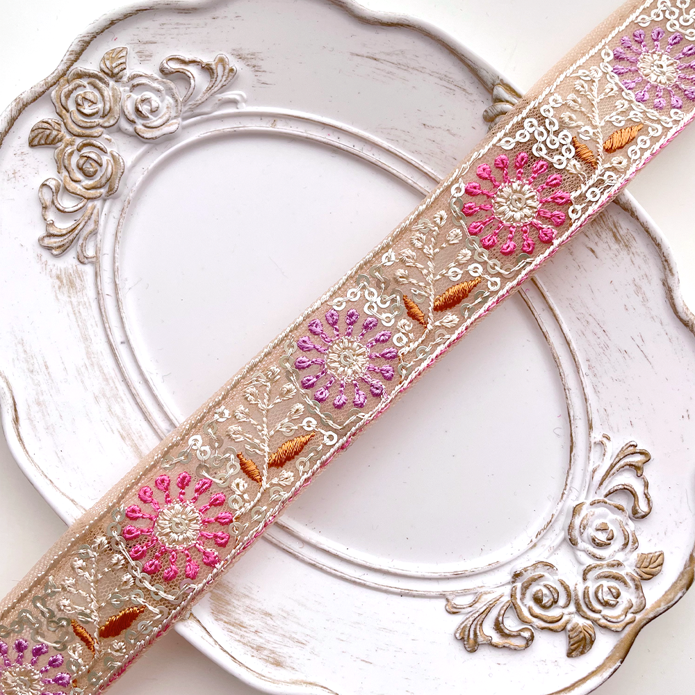 380 【 幅：2.5cm 】 インド刺繍リボン　ベージュ　チュール　ピンク　パープル