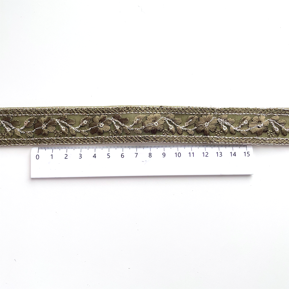 398 【 幅：2.5cm 】 インド刺繍リボン　モスグリーン　チュール　