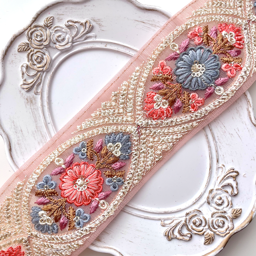 413 【 幅：5.5cm 】 インド刺繍リボン　ピンク　チュール　ブルー　パープル