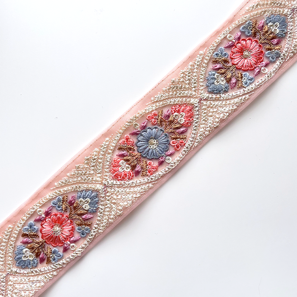 413 【 幅：5.5cm 】 インド刺繍リボン　ピンク　チュール　ブルー　パープル