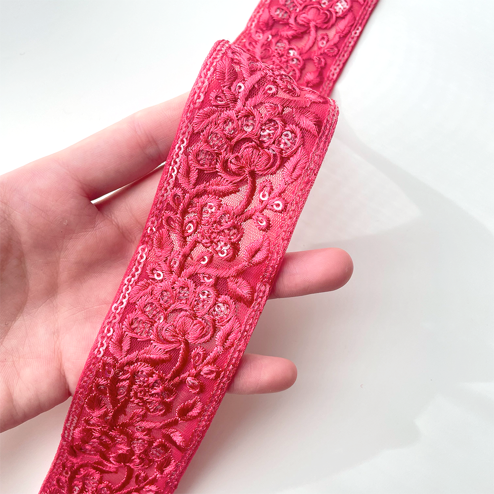 425 【 幅：4.5cm 】 インド刺繍リボン　ローズ　チュール　