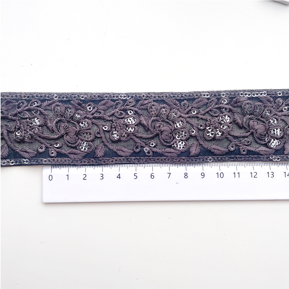 431 【 幅：4.5cm 】 インド刺繍リボン　ブラック　チュール　
