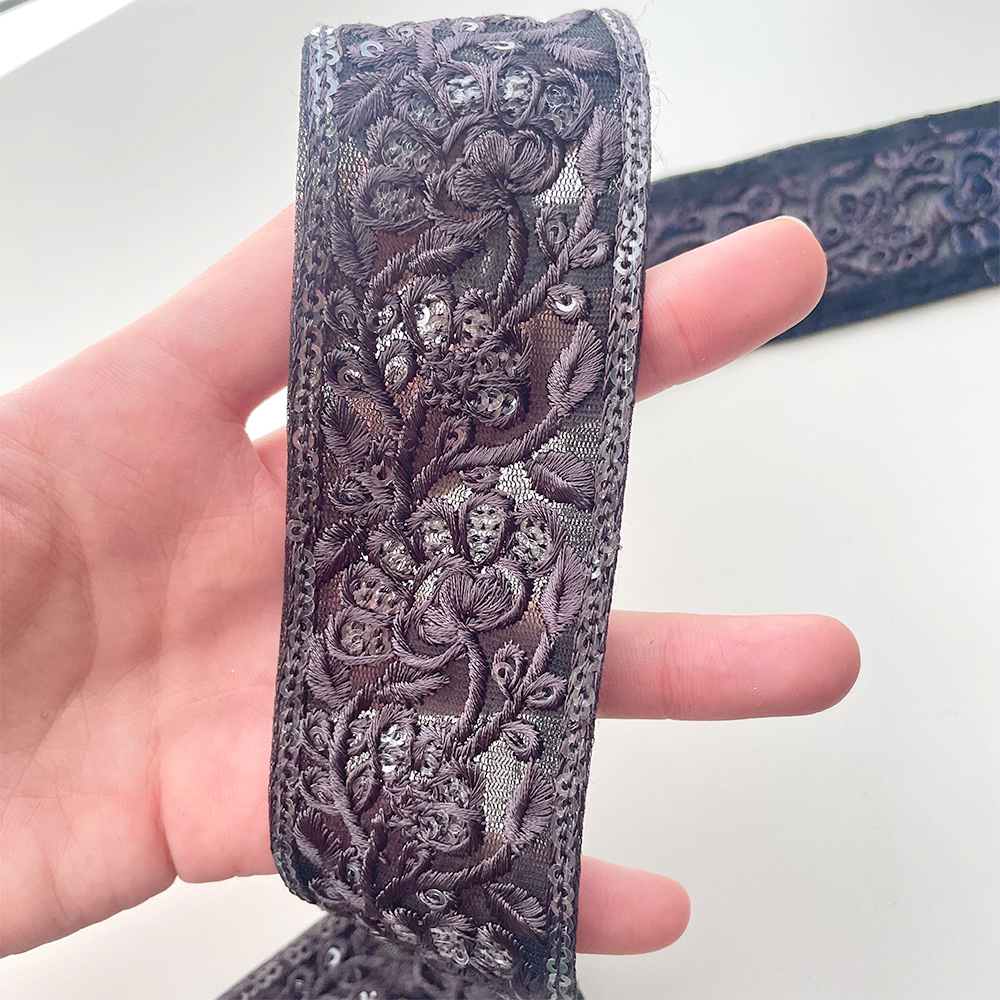 431 【 幅：4.5cm 】 インド刺繍リボン　ブラック　チュール　
