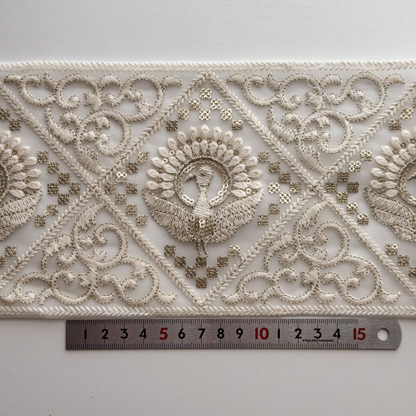 S340 インド刺繍リボン 13cm幅 チュール ピーコック