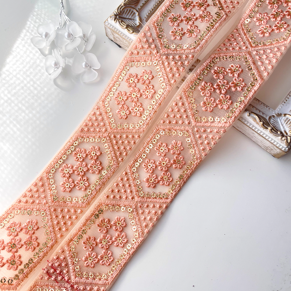 441 【 幅：4.5cm 】 インド刺繍リボン　シェルピンク　チュール　