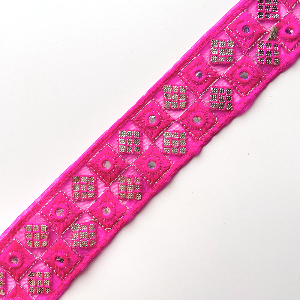 453 【 幅：4.5cm 】 インド刺繍リボン　パッションピンク　オーガンジー　