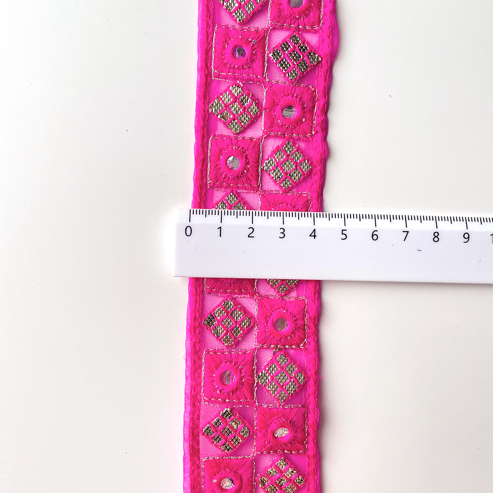 453 【 幅：4.5cm 】 インド刺繍リボン　パッションピンク　オーガンジー　