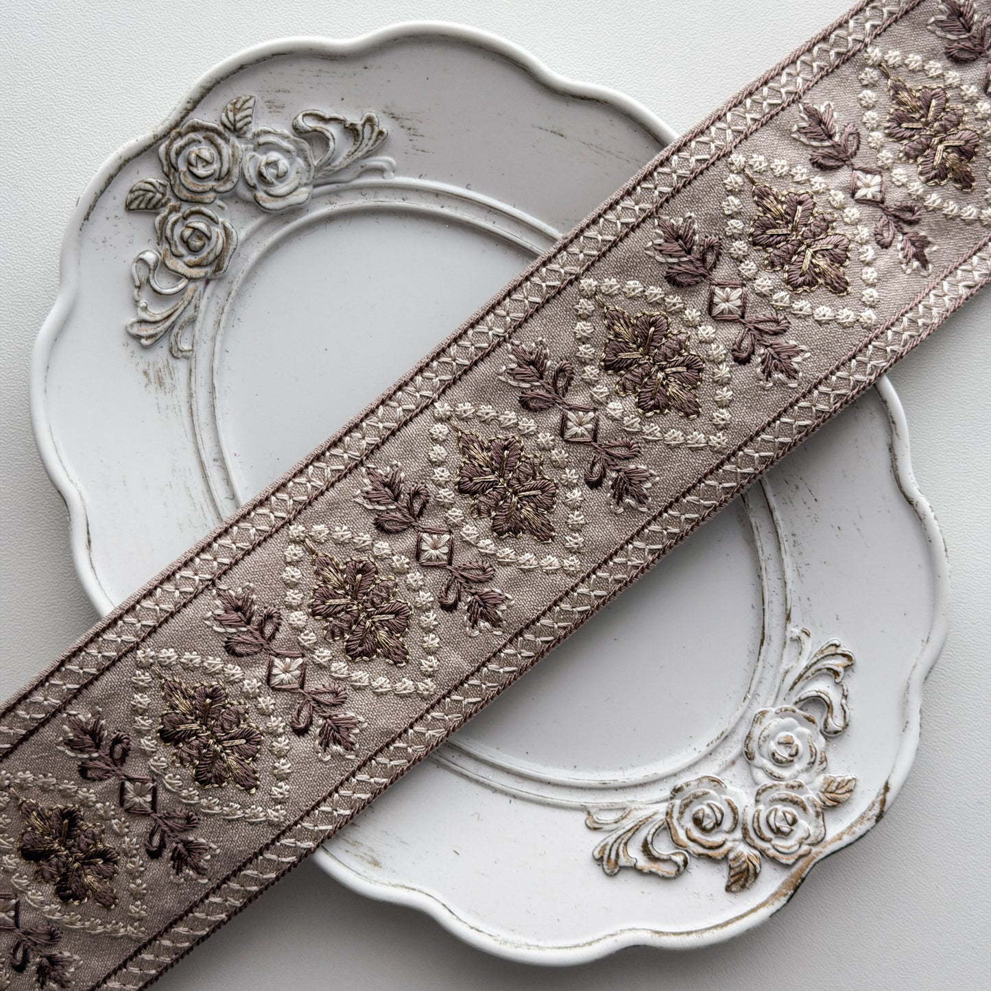 S356 インド刺繍リボン 5cm幅 布地