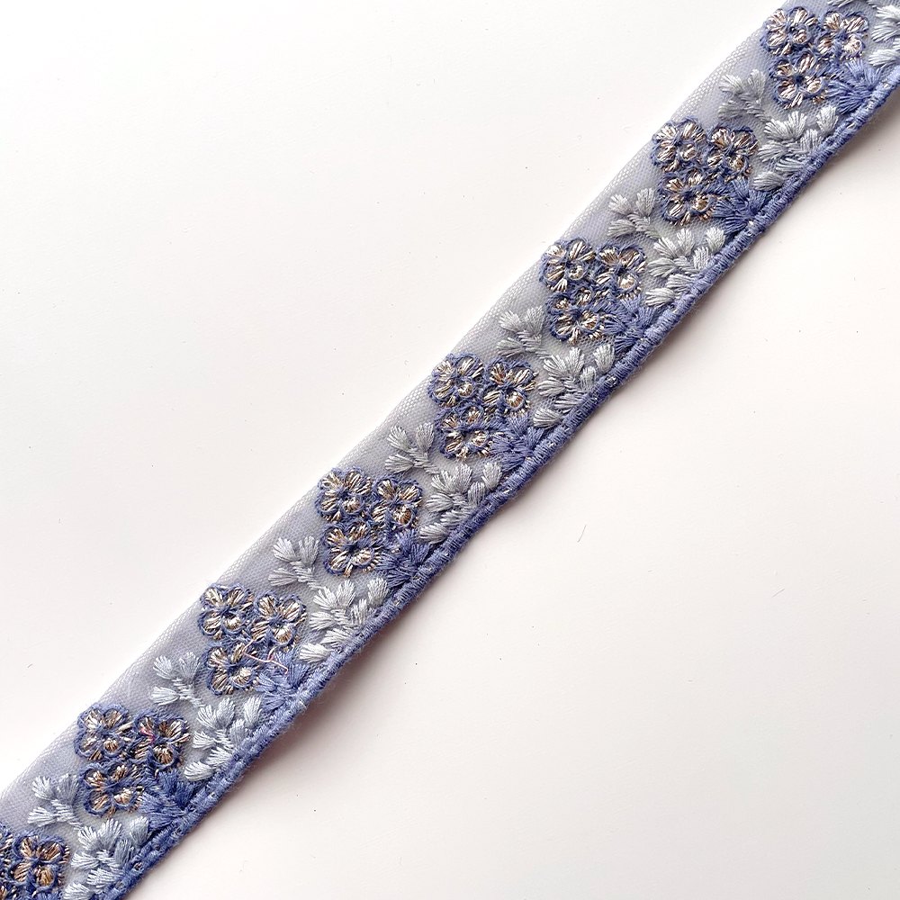 466 【 幅：3.5cm 】 インド刺繍リボン　ブルー　チュール　