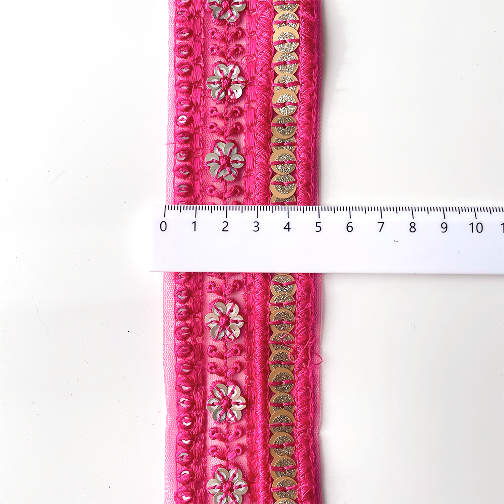 486 【 幅：5cm 】 インド刺繍リボン　チェリーピンク　チュール　