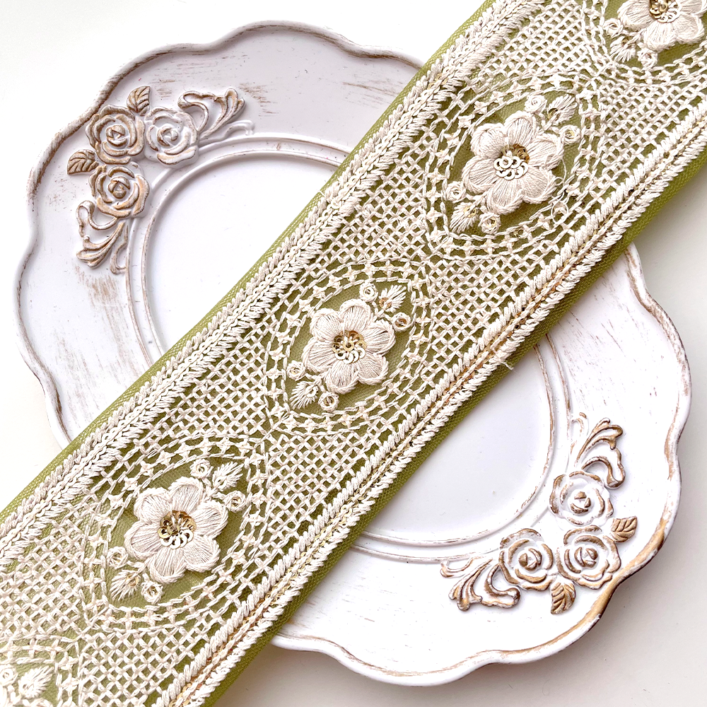 506 【 幅：6cm 】 インド刺繍リボン　ライトグリーン　チュール　ホワイト