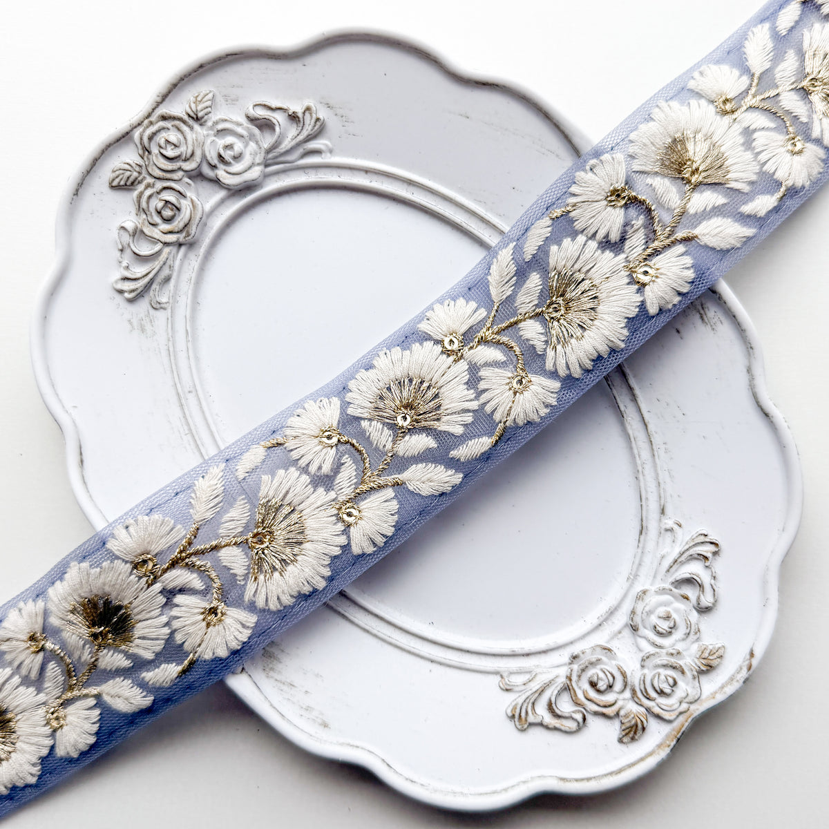 S421 インド刺繍リボン 3.5cm幅 チュール