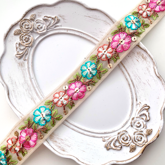 512 【 幅：2.5cm 】 インド刺繍リボン　ベージュ　チュール　ピンク　ブルー　ブラウン
