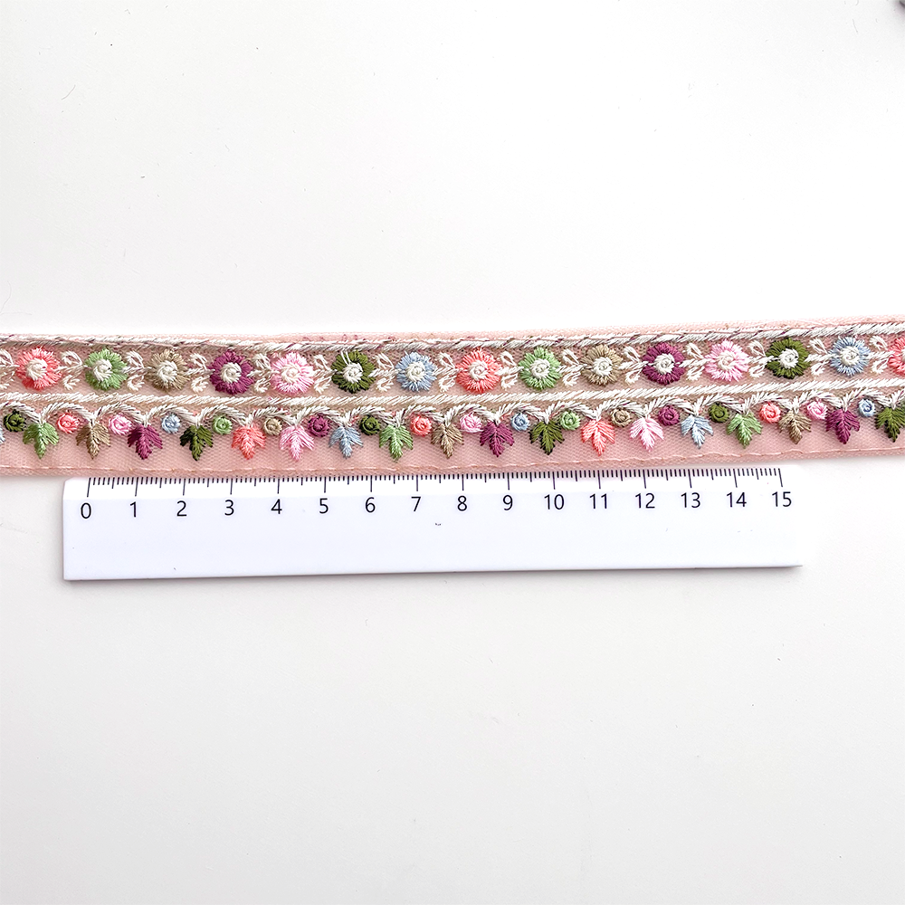513 【 幅：2.5cm 】 インド刺繍リボン　ピンク　チュール　ホワイト