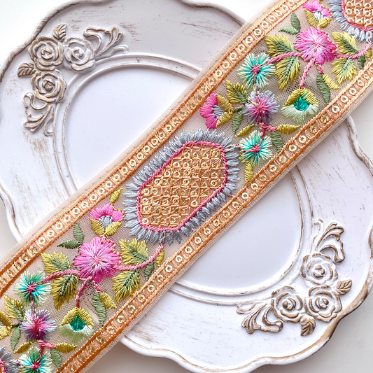 520 【 幅：5.5cm 】 インド刺繍リボン　ベージュ　チュール　オレンジ　ブルー　グリーン