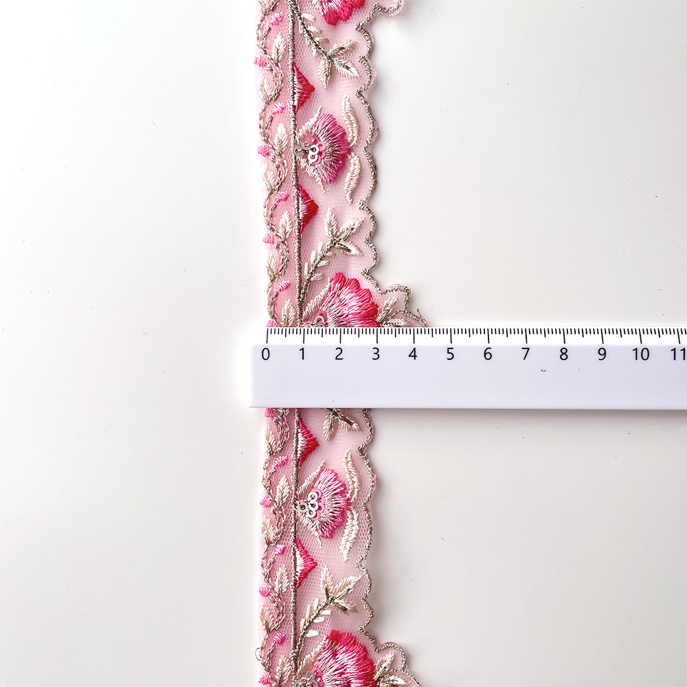 531 【 幅：4.5cm 】 インド刺繍リボン　ピンク　チュール　ホワイト　シルバー
