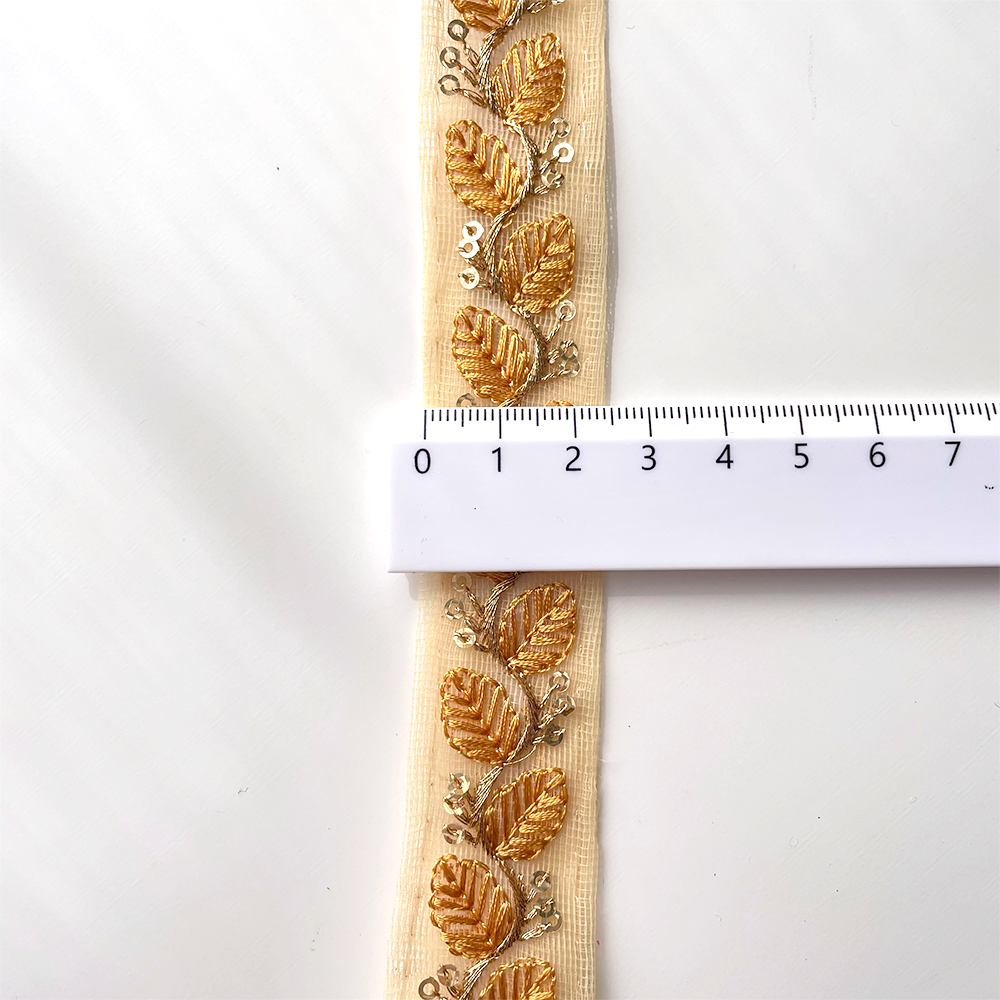 557 【 幅：3cm 】 インド刺繍リボン　イエロー　チュール　
