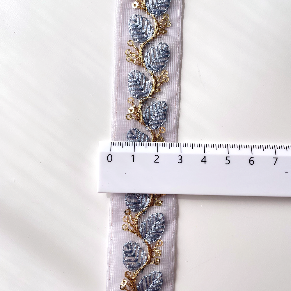 558 【 幅：3cm 】 インド刺繍リボン　スカイブルー　チュール　